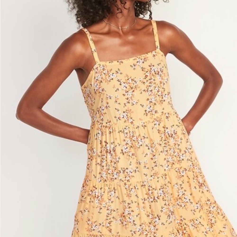 Old Navy Sleeveless Tiered Floral Swing Dress - Picture 10 of 10